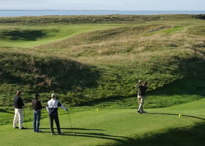 Calme A 150m De La Avec Parking Prive - Fr-1-323-305 생장드몽