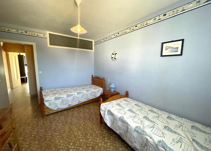 Calme A 150m De La Avec Parking Prive - Fr-1-323-305 아파트 *